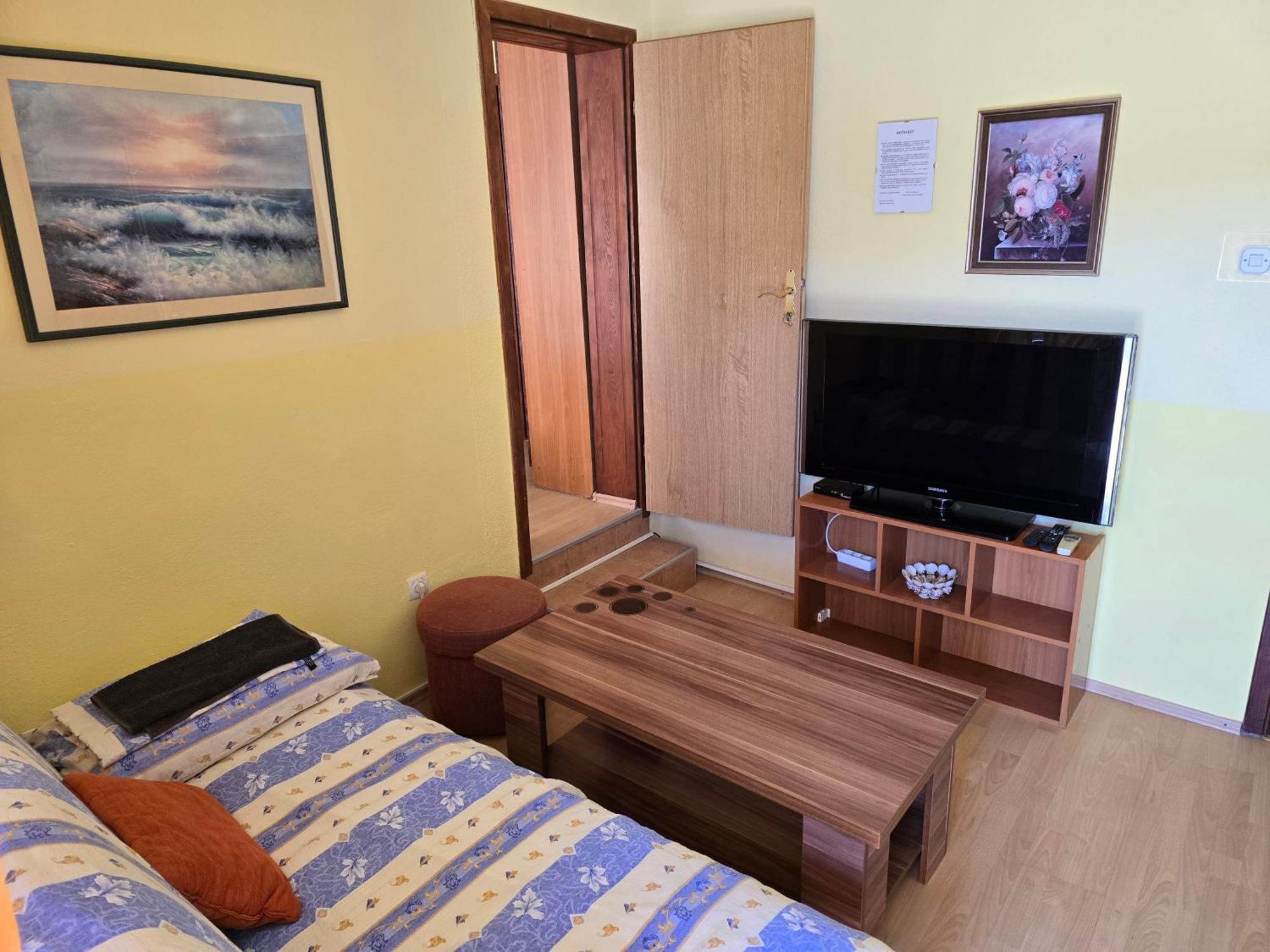Apartmani Jelena 内乌姆 外观 照片